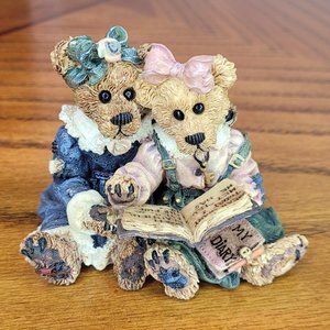 Boyds Bears Resin #228304 Bailey and Becky "The Diary"